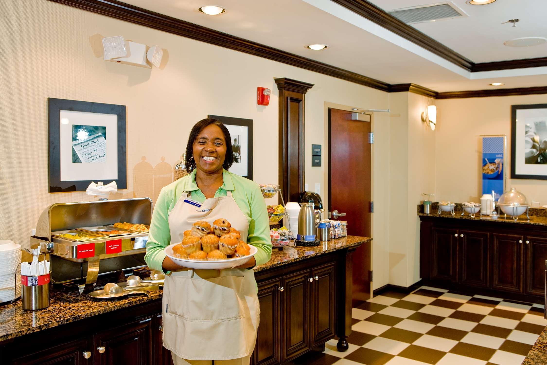 Hampton Inn & Suites Phenix City- Columbus Area Restaurang bild